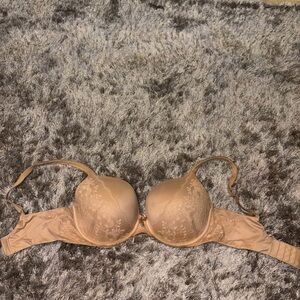 Victoria's Secret Beige Lace Push-Up Bra